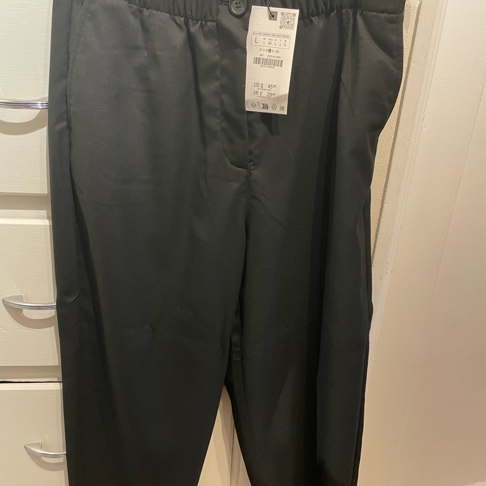 Zara Black Cropped Pants
